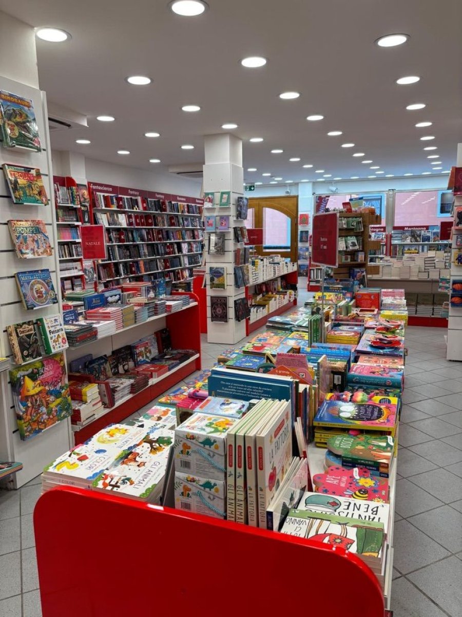 Galleria immagini Ubik