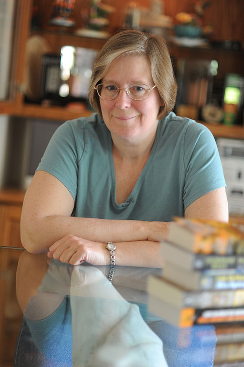 McMaster Bujold Lois