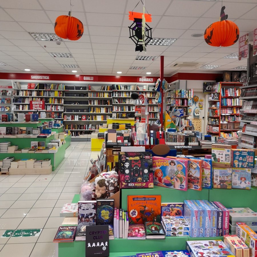 Copertina Ubik La Torre Martinsicuro