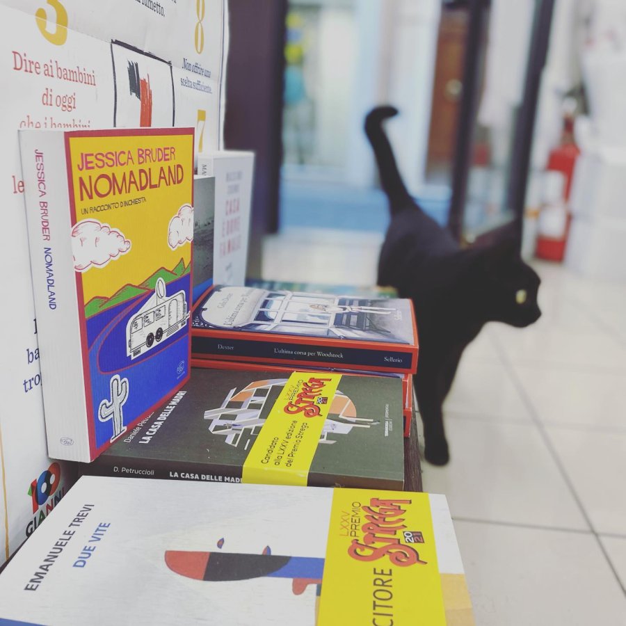 Galleria immagini Ubik