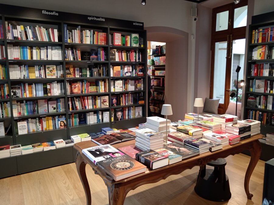 Galleria immagini Ubik