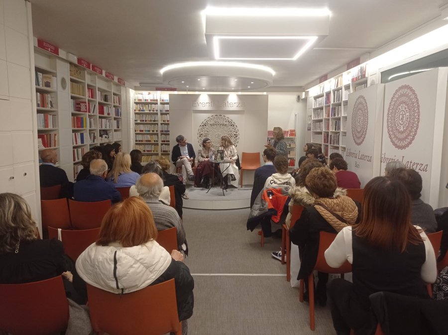 Galleria immagini Ubik