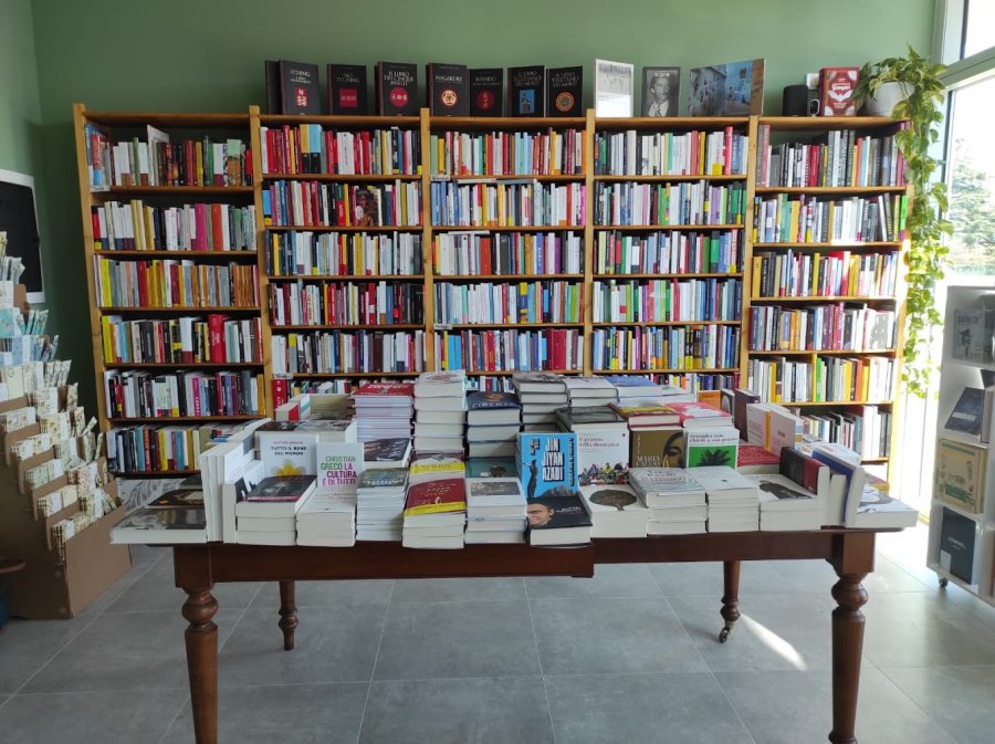 Copertina Ubik Thiene