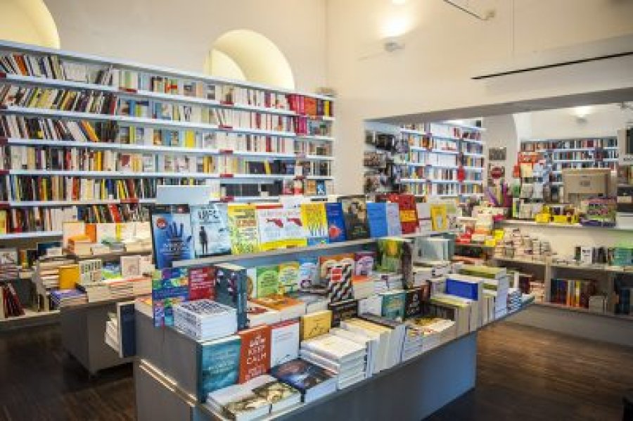 Copertina Ubik Roma Testaccio