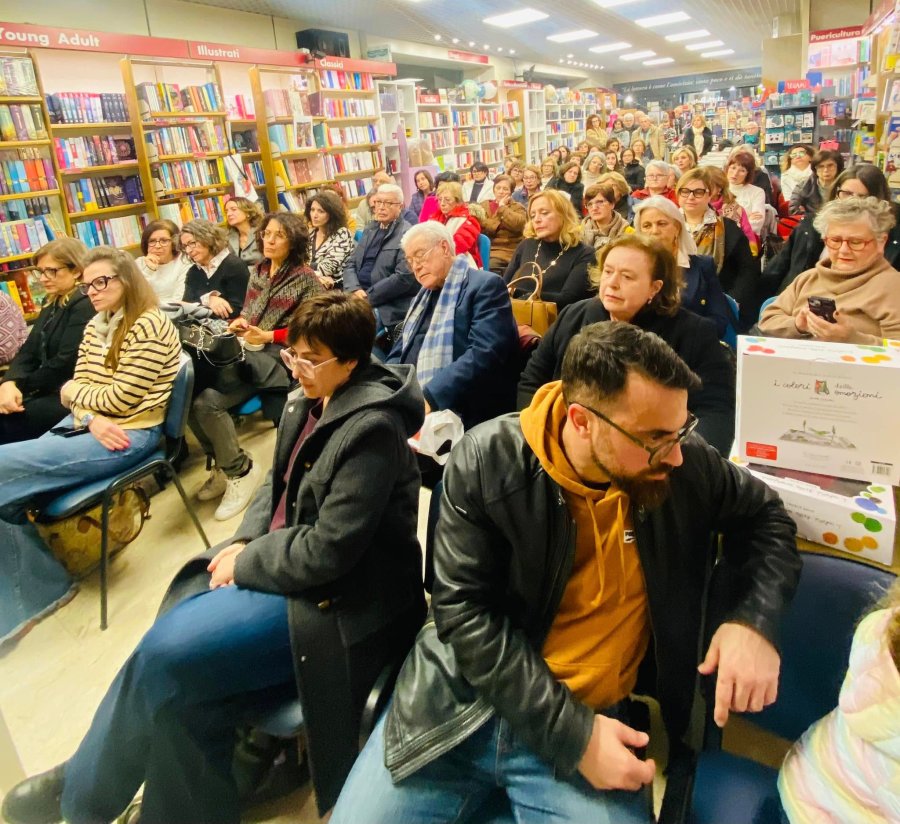 Galleria immagini Ubik