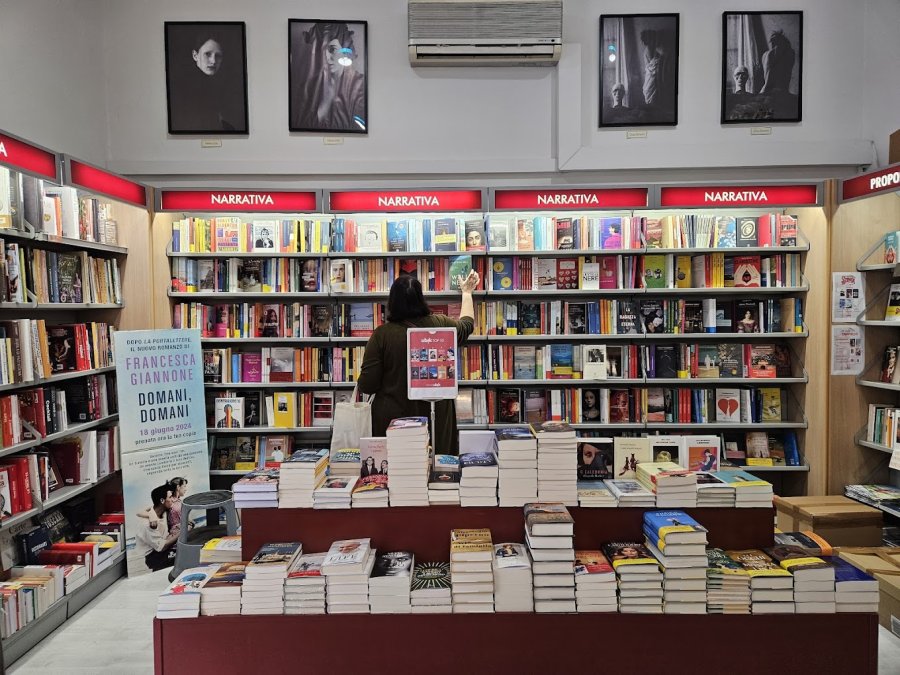 Galleria immagini Ubik