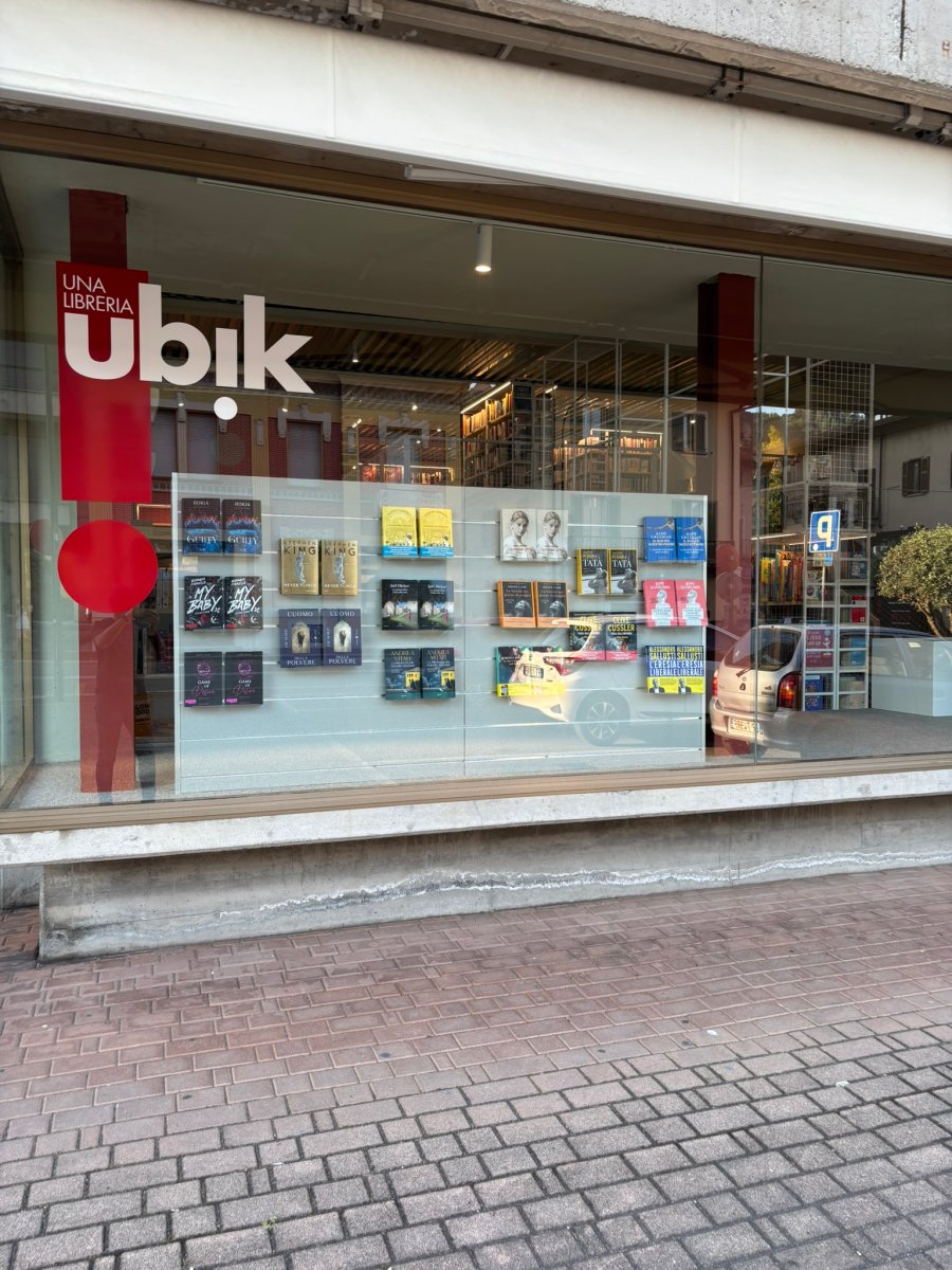 Copertina Ubik Borgosesia