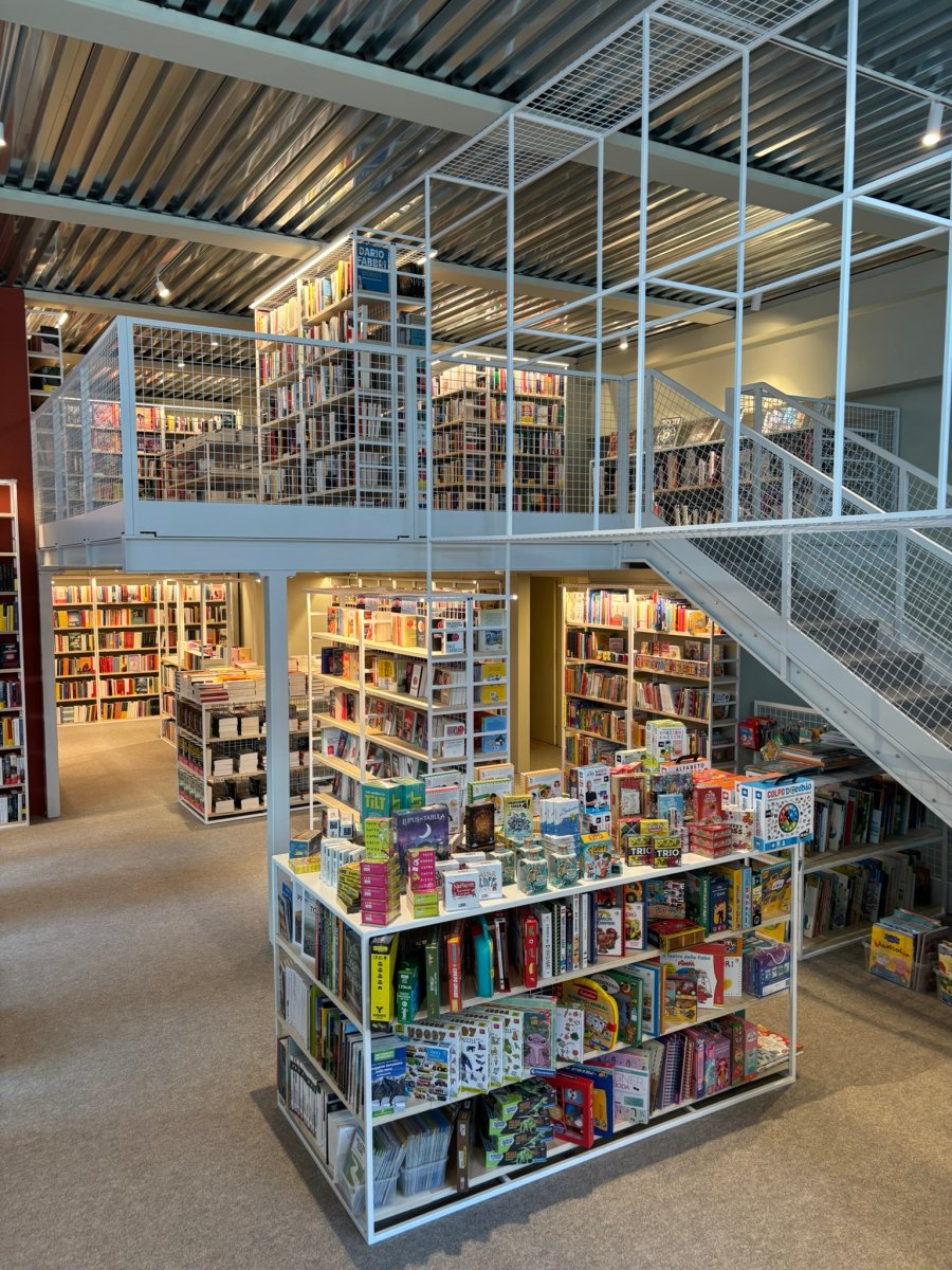 Una nuova libreria Ubik a Borgosesia Una nuova libreria Ubik a Borgosesia