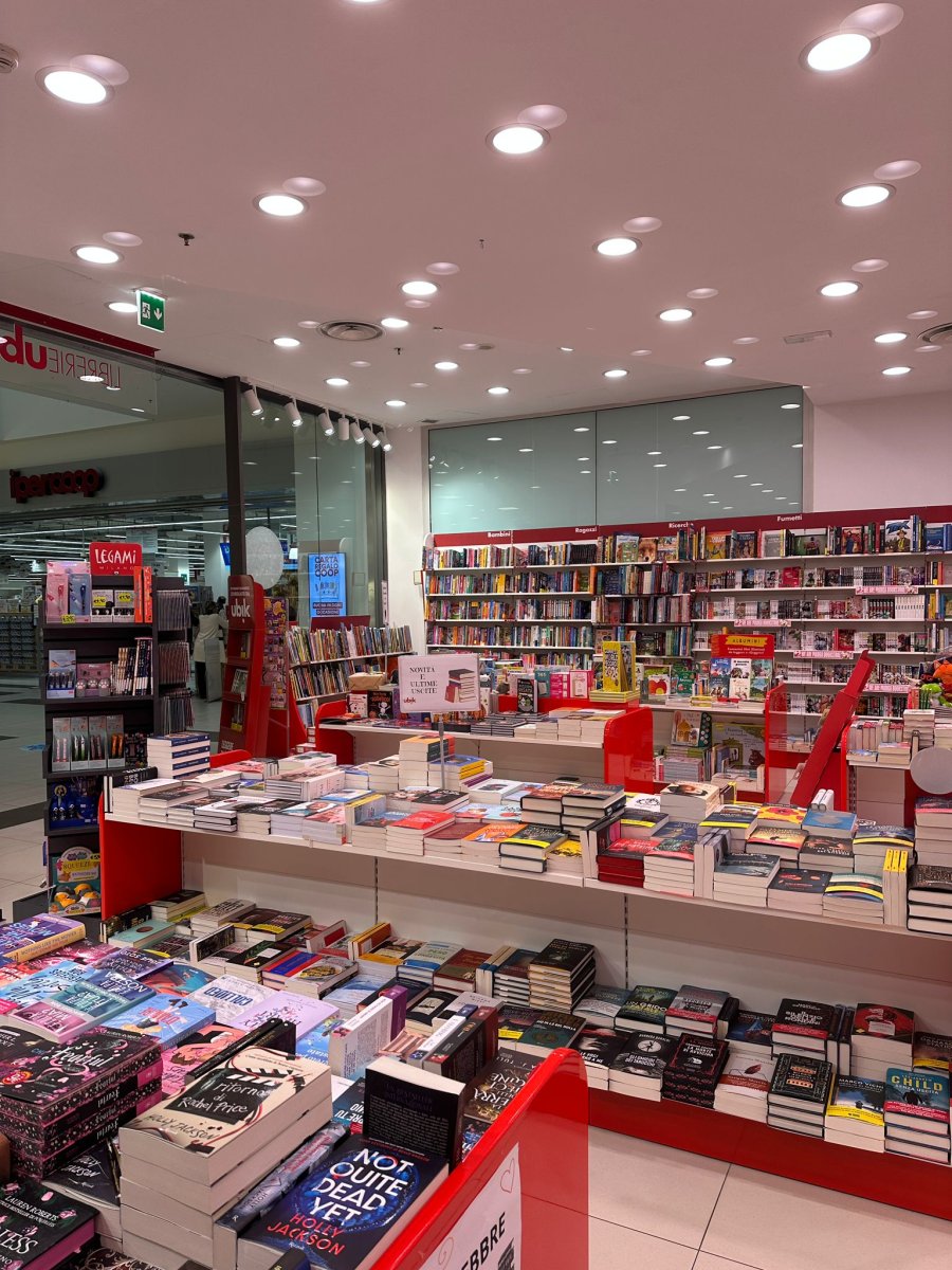 Galleria immagini Ubik