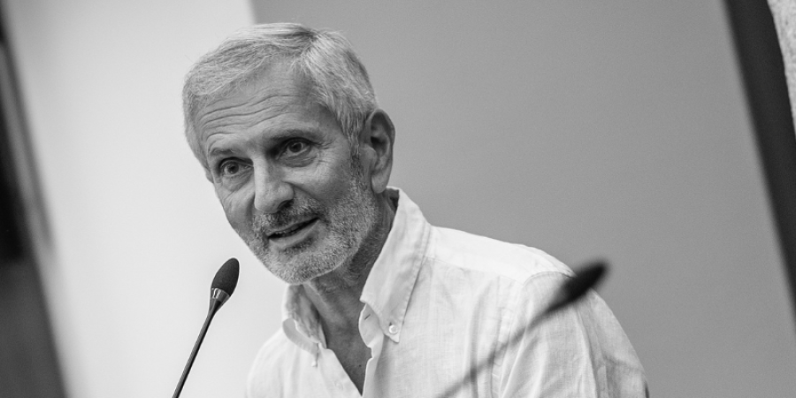 Con parole precise di Gianrico Carofiglio: il potere del linguaggio chiaro e consapevole