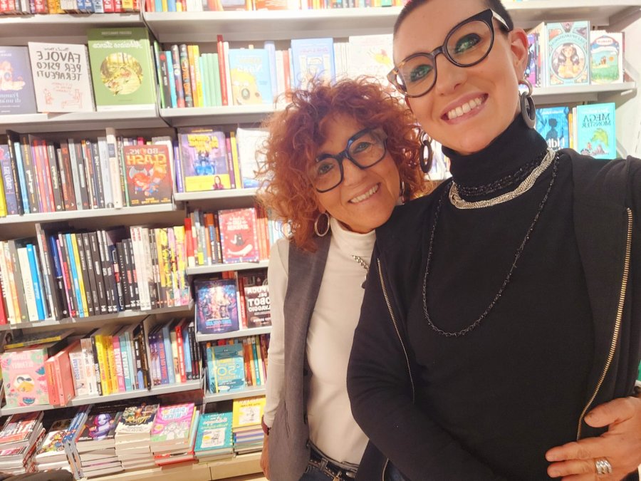 Antonella e Cristina della Ubik Rivoli