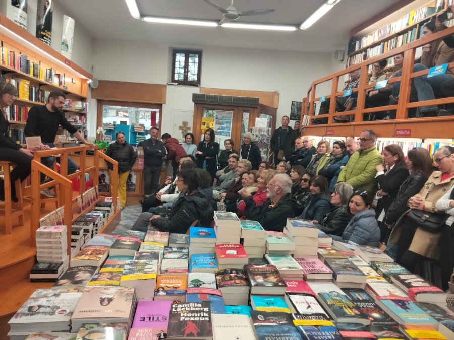 Galleria immagini Ubik