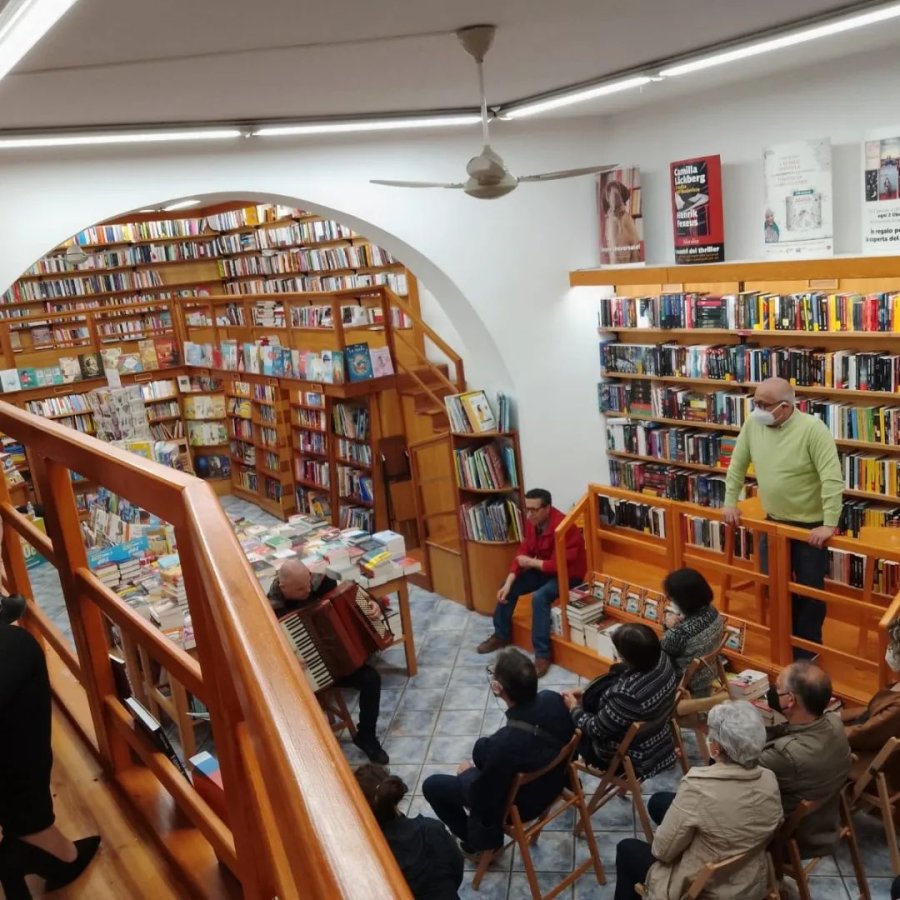 Galleria immagini Ubik