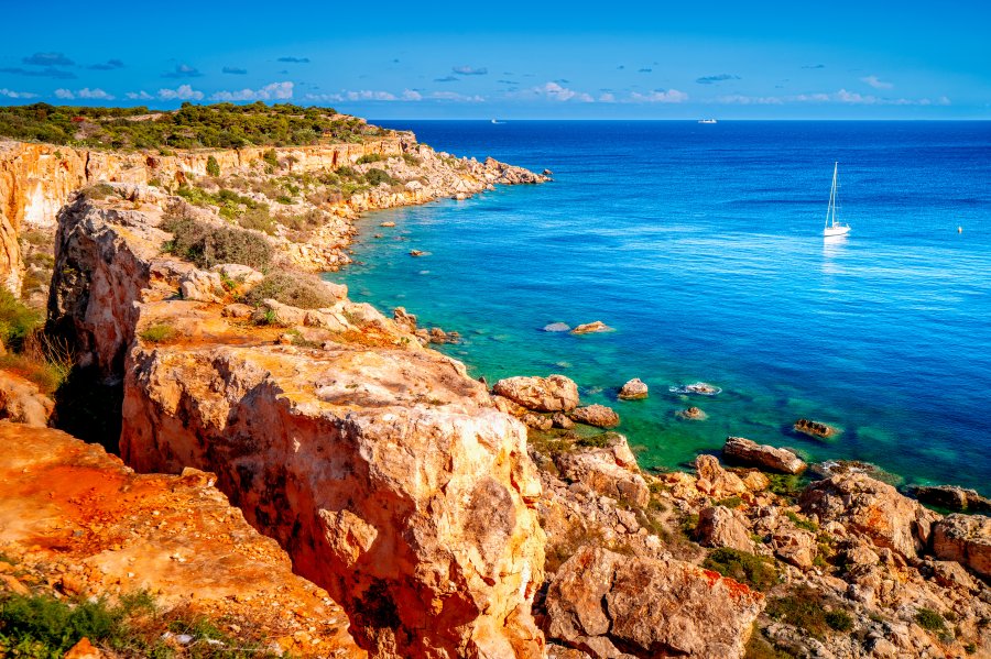 Alternative alle Maldive (senza volare lontano): dove trovare lo stesso mare, tra Europa e romanzi