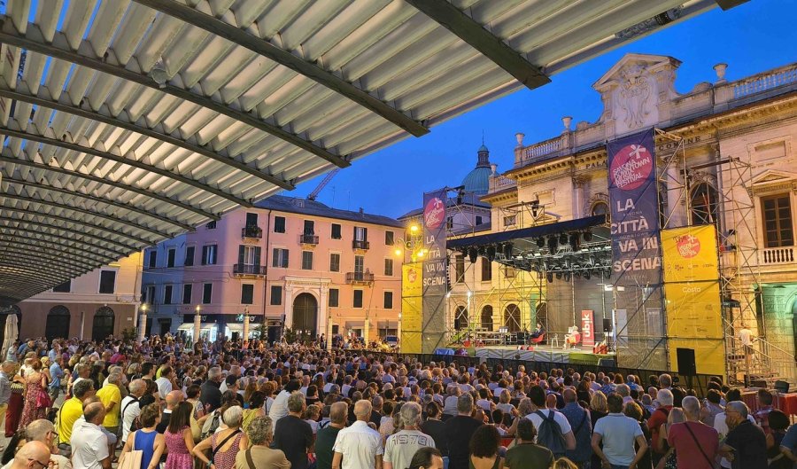 Si è conclusa la sedicesima edizione del festival Parole Ubikate in mare a Savona