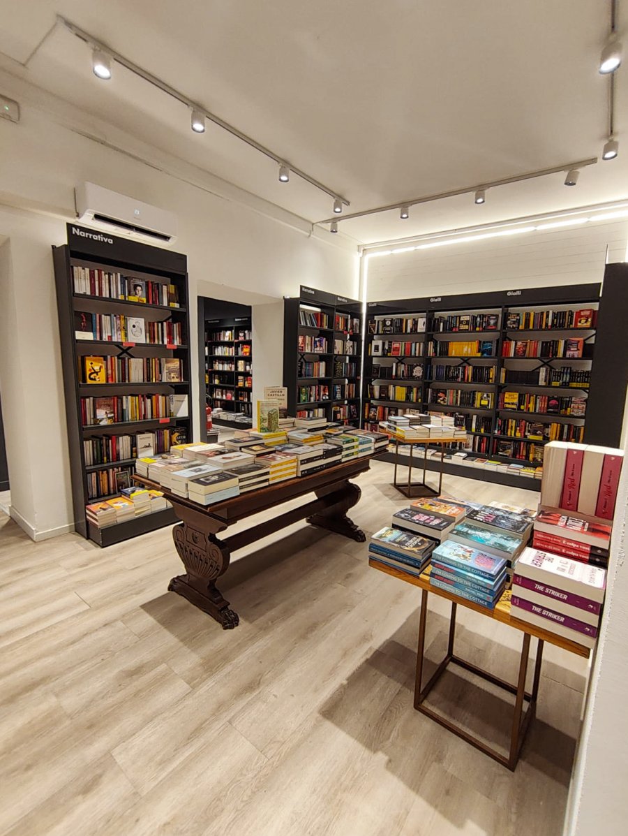Galleria immagini Ubik