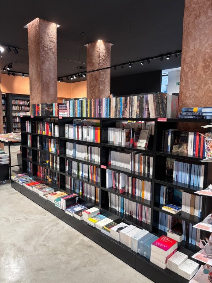 Galleria immagini Ubik