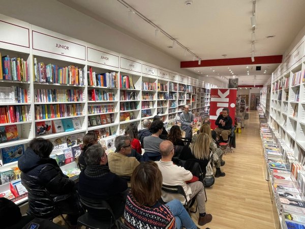 Galleria immagini Ubik