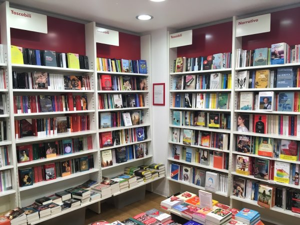 Galleria immagini Ubik