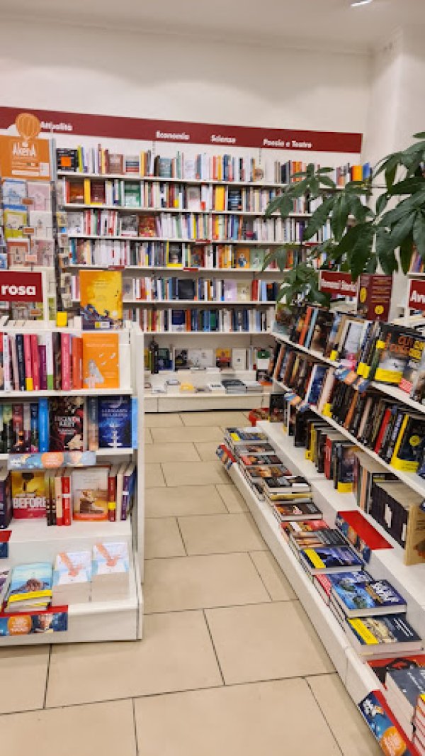 Galleria immagini Ubik