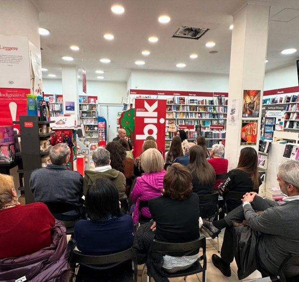 Galleria immagini Ubik