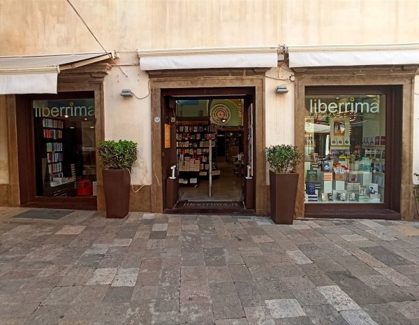 Copertina Ubik Liberrima Lecce