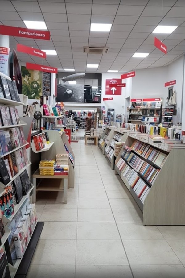 Galleria immagini Ubik