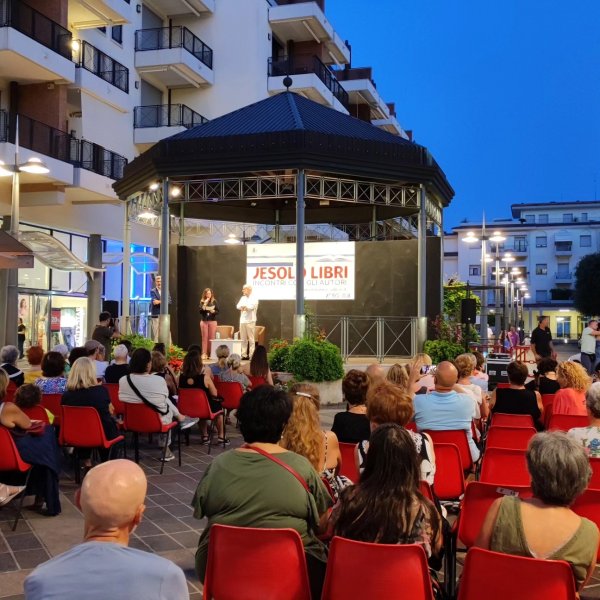 Galleria immagini Ubik