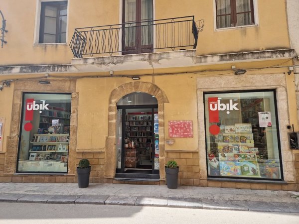 Copertina Ubik Sciacca