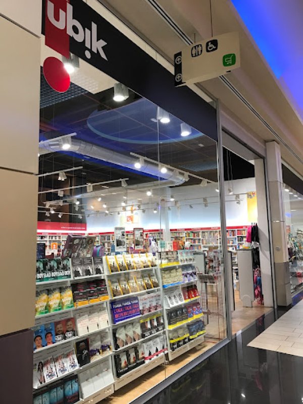 Copertina Ubik Forlì