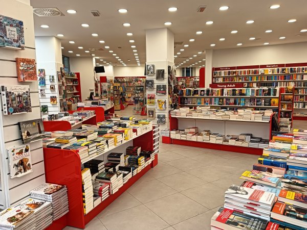 Galleria immagini Ubik