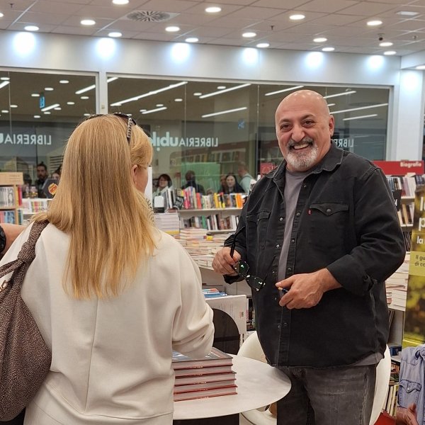 Galleria immagini Ubik