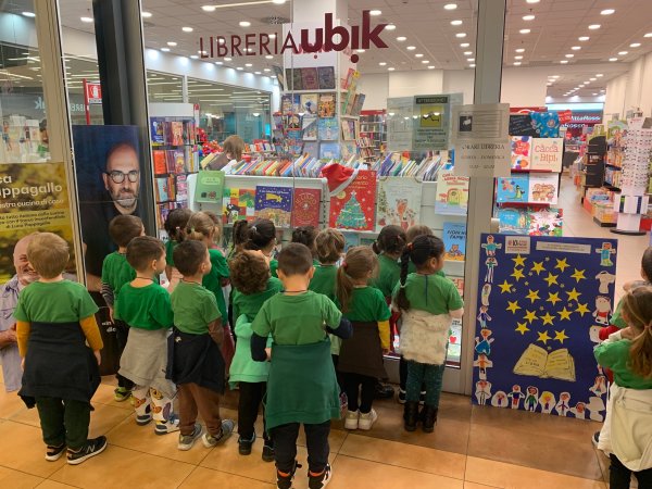 Galleria immagini Ubik