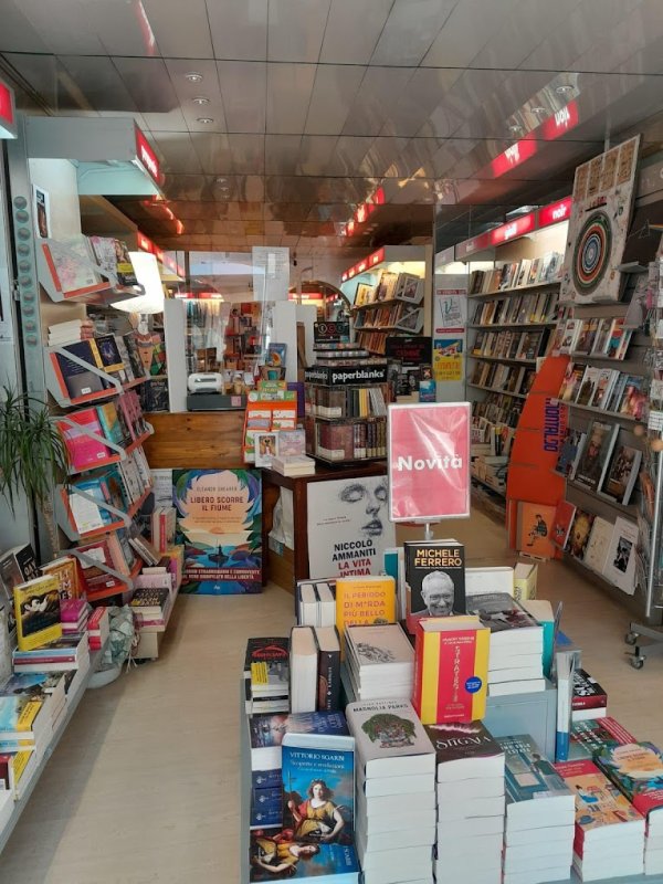 Galleria immagini Ubik