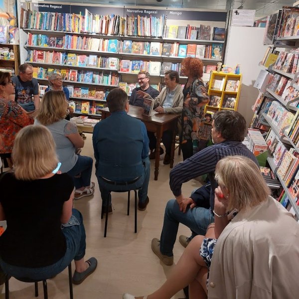 Galleria immagini Ubik