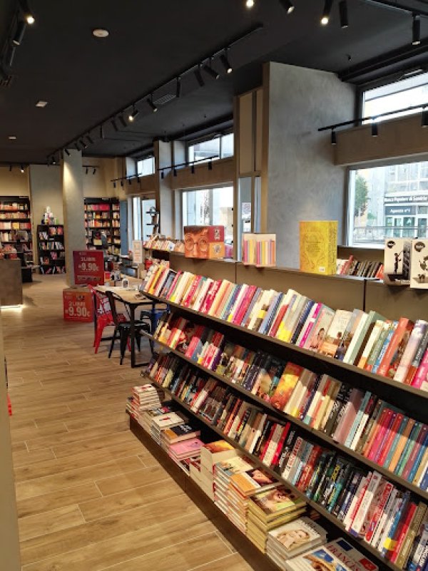 Galleria immagini Ubik