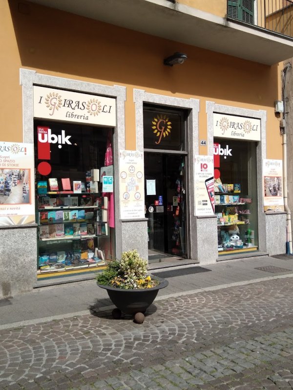 Copertina Ubik I Girasoli Tortona