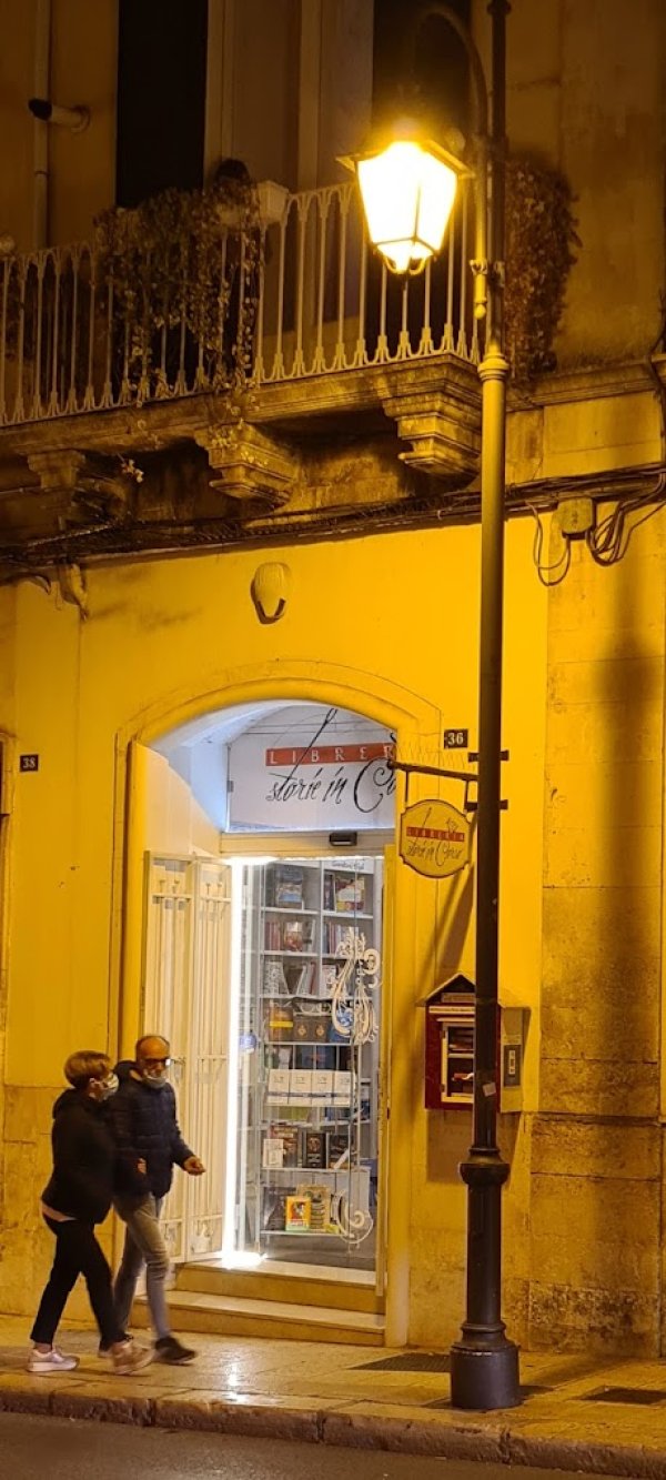 Copertina Ubik Storie in Corso Martina Franca