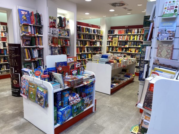 Galleria immagini Ubik