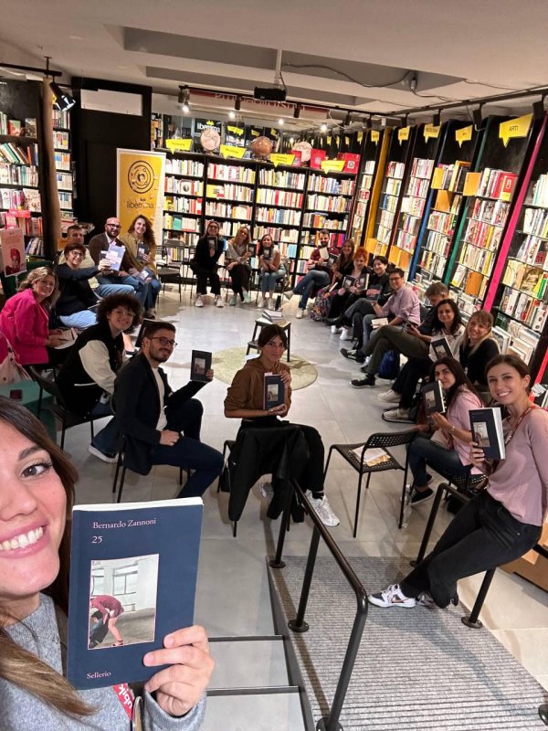 Galleria immagini Ubik