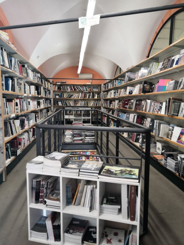 Galleria immagini Ubik