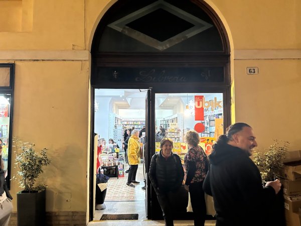 Galleria immagini Ubik