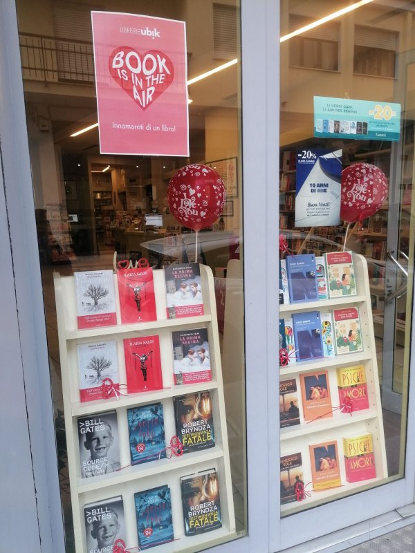 Copertina Ubik Tavella Lamezia Terme