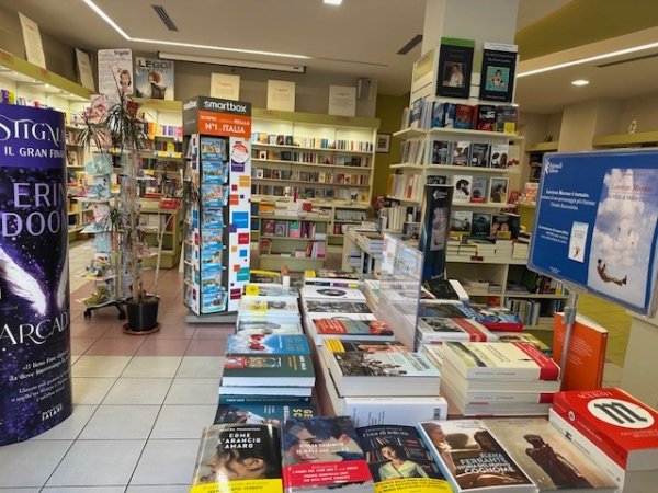 Galleria immagini Ubik